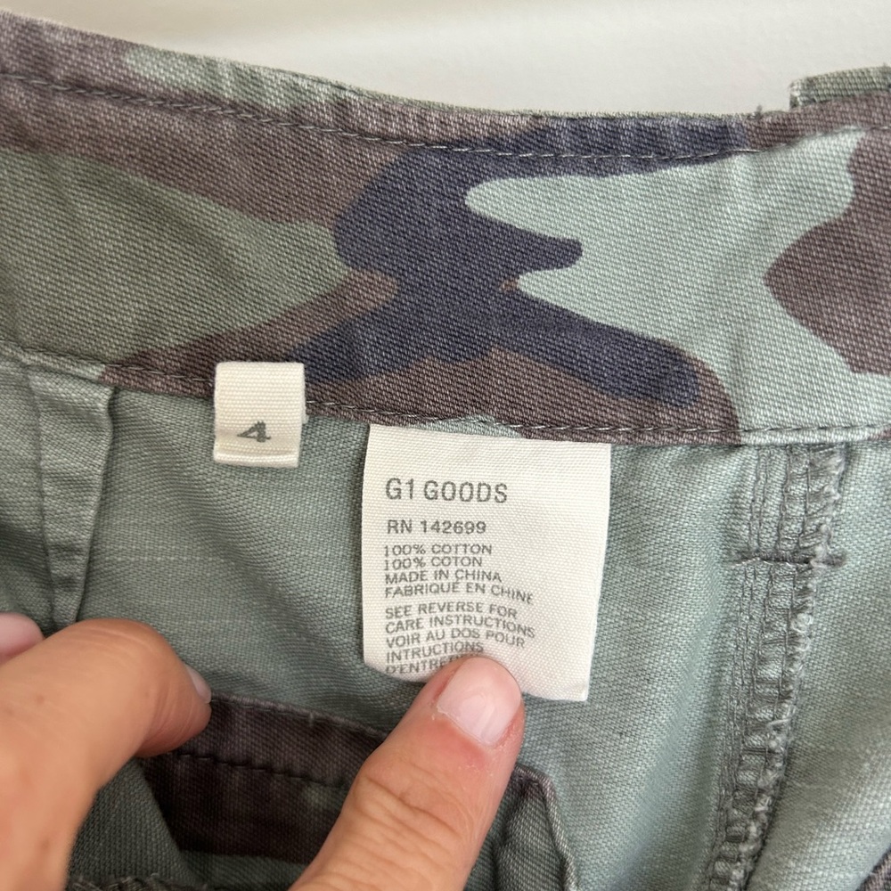 G1 Goods GI Jane Camo Skirt size 4 - Picture 2 of 6